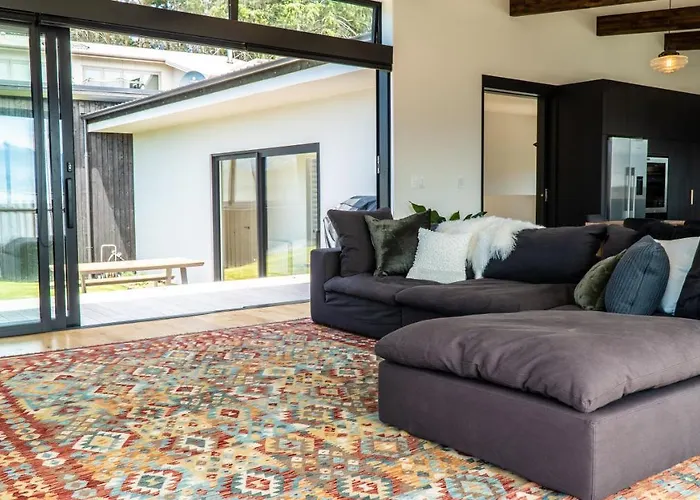 度假居 Farrant Drive - Sleeps 8 - & Mountain Views - Modern & Stylish *