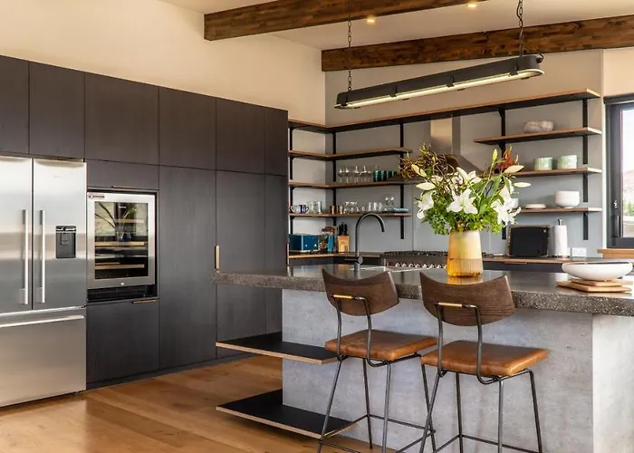 度假居 Farrant Drive - Sleeps 8 - & Mountain Views - Modern & Stylish 瓦纳卡